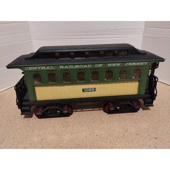 1981 Jim Beam Central Railroad Of New Jersey Decorative Train Car Decanter - Picture 2 of 8